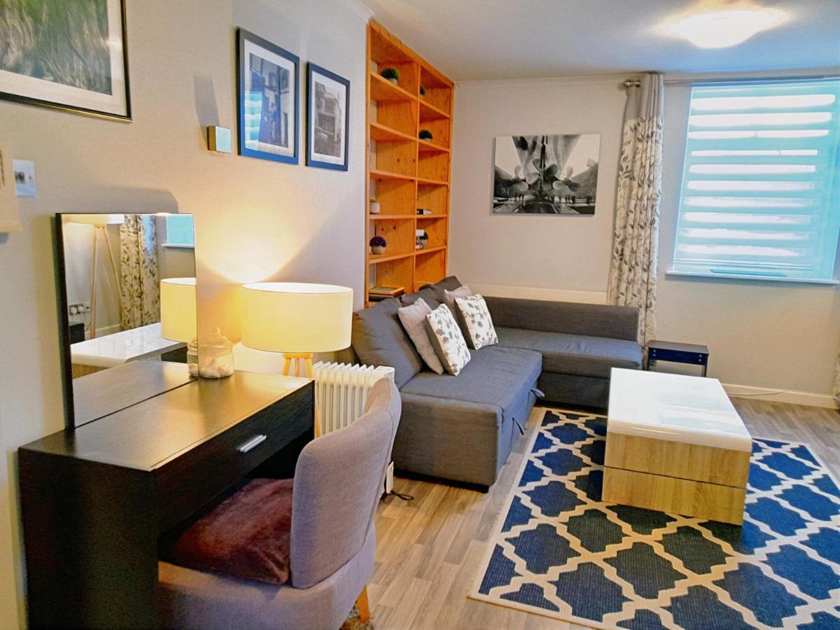 Excellent Location - City Centre - Parking - 4 Beds -2 Bedrooms 벨파스트 외부 사진
