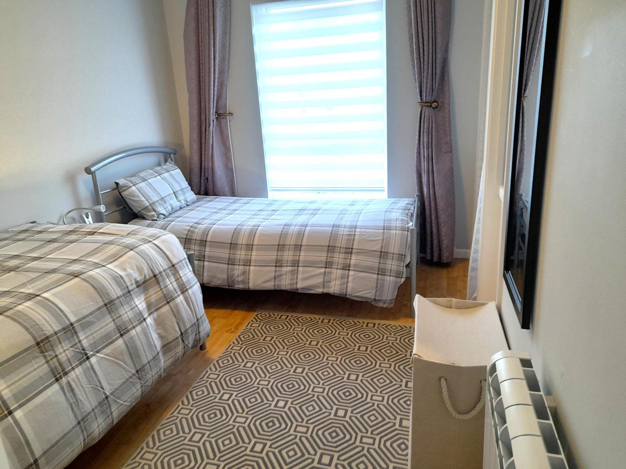 Excellent Location - City Centre - Parking - 4 Beds -2 Bedrooms 벨파스트 외부 사진